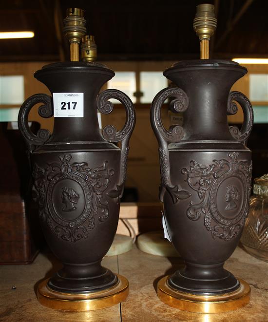 Pair moulded back basalt table lamp vases & 2 onyx lamps(-)